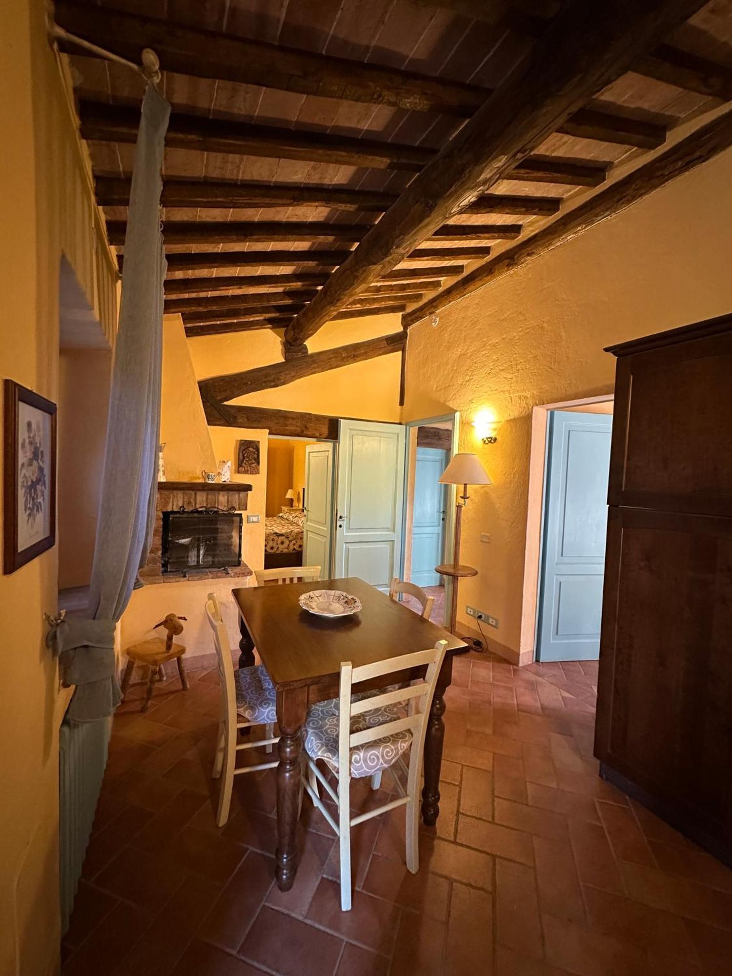 Borgo Tignano Apartment Casole d'Elsa Bagian luar foto