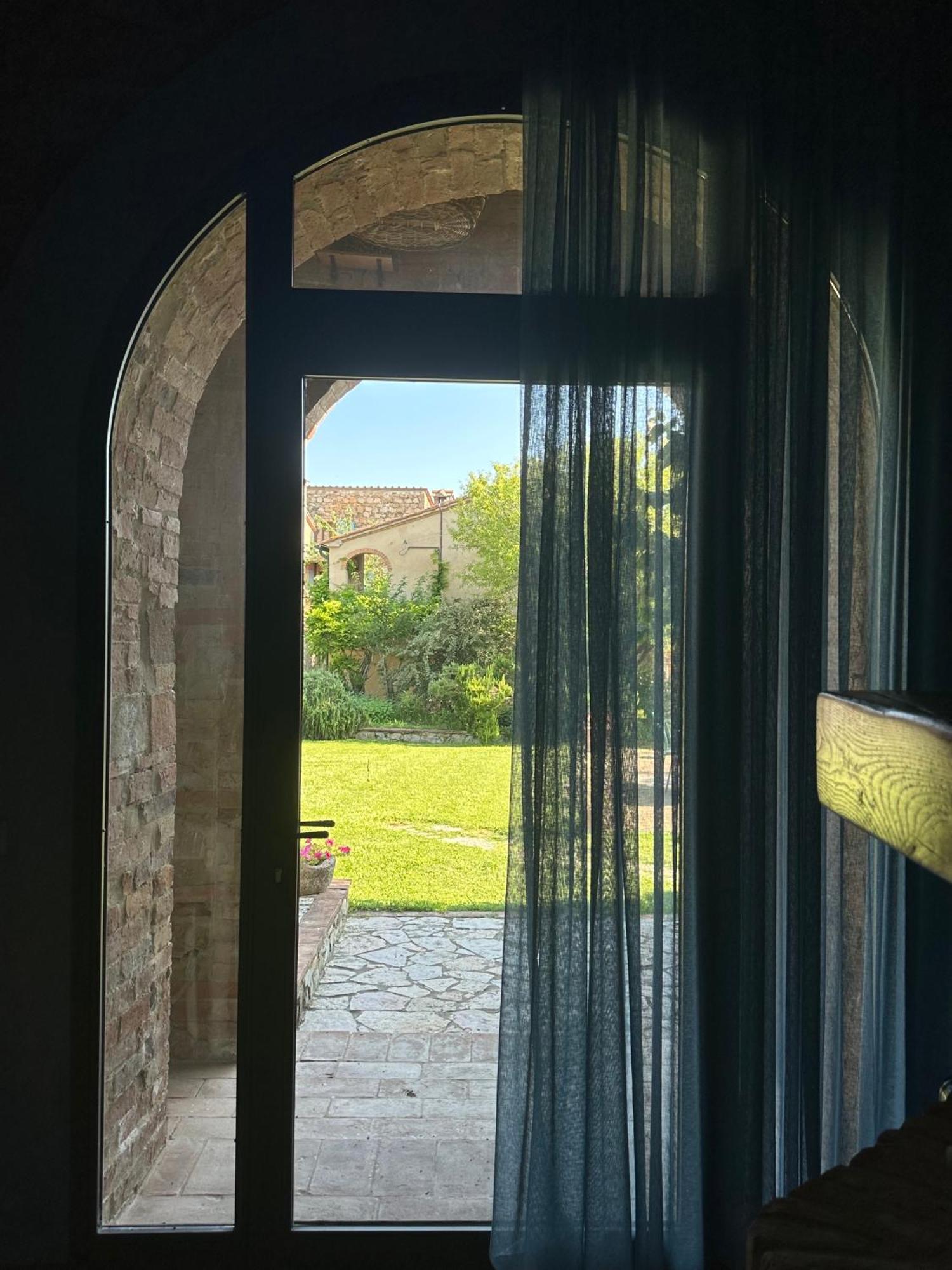 Borgo Tignano Apartment Casole d'Elsa Bagian luar foto