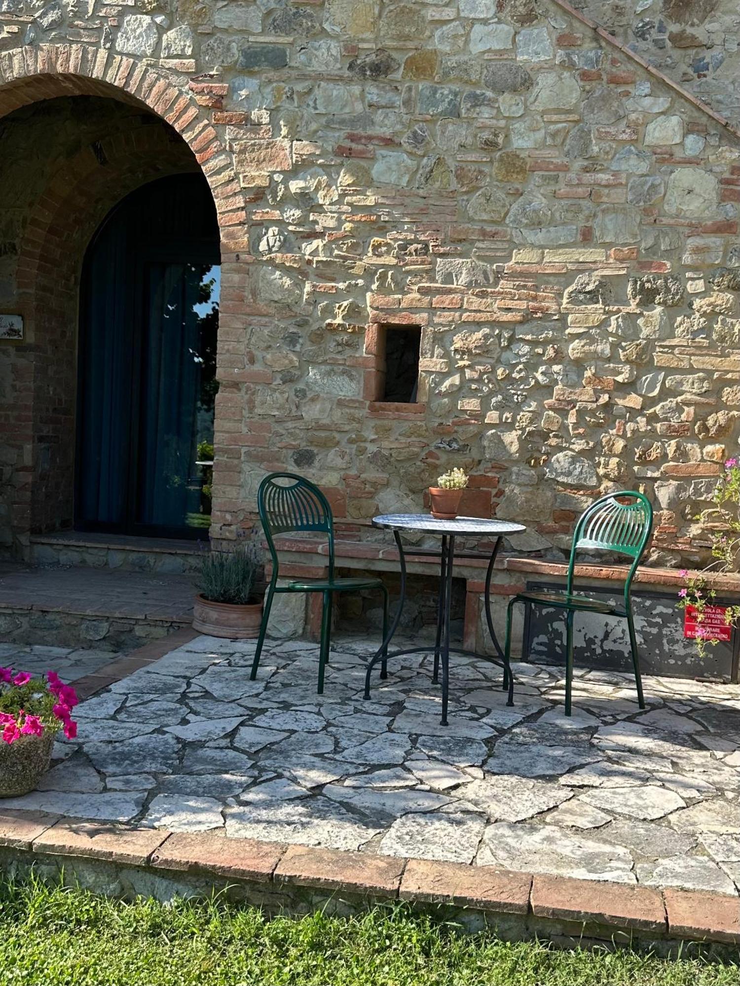Borgo Tignano Apartment Casole d'Elsa Bagian luar foto