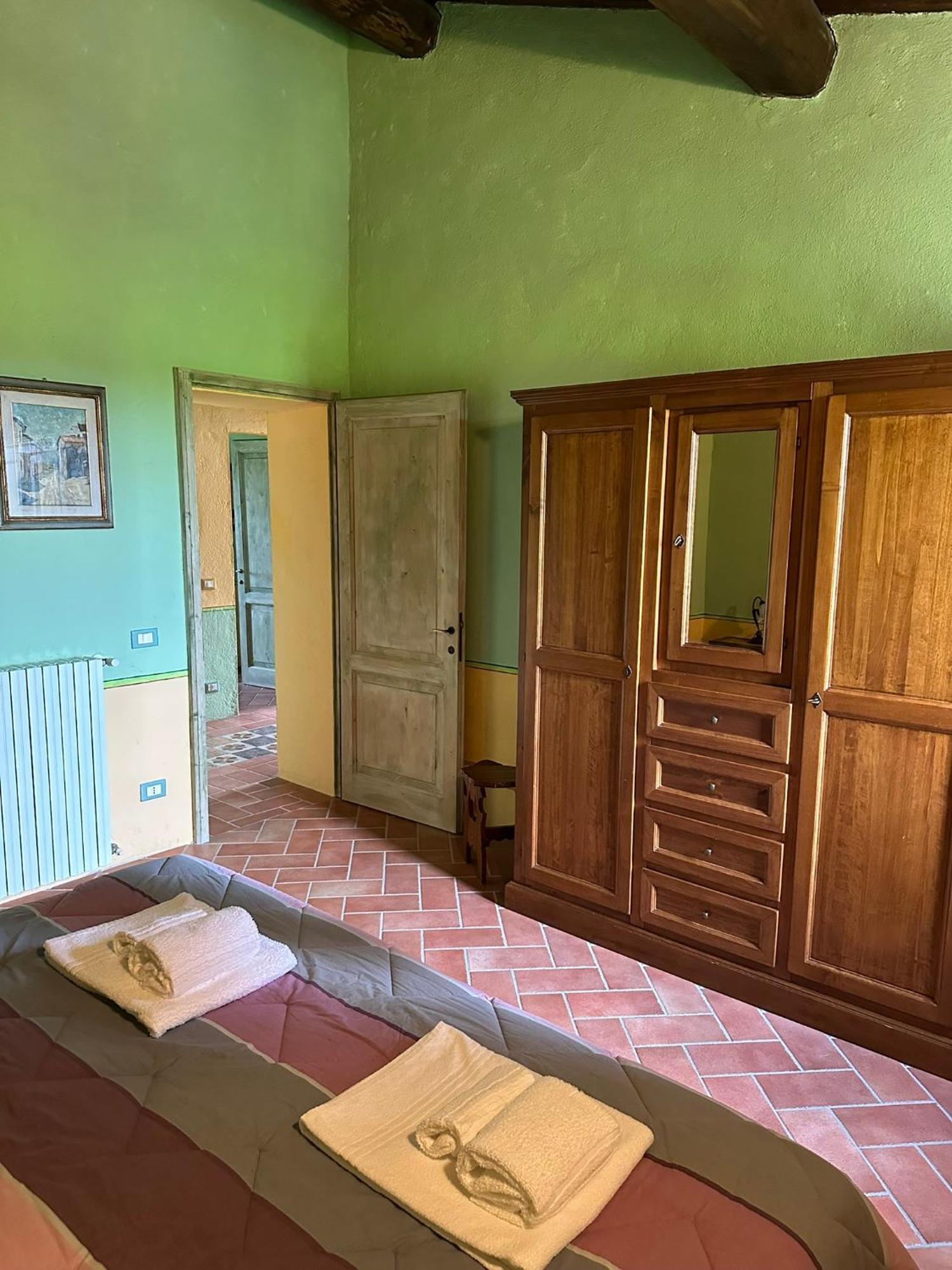 Borgo Tignano Apartment Casole d'Elsa Bagian luar foto